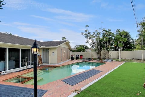 Swimming pool