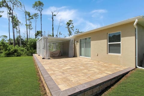 Tranquil 3BR retreat in Port Charlotte House in Port Charlotte