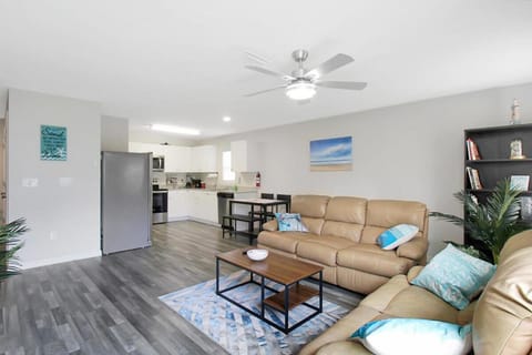 Tranquil 3BR retreat in Port Charlotte House in Port Charlotte