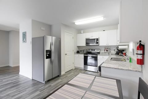 Tranquil 3BR retreat in Port Charlotte House in Port Charlotte