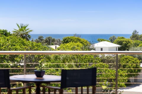 View (from property/room), Balcony/Terrace, Sea view
