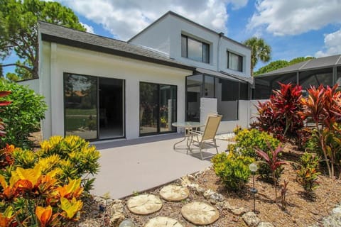 Property building, Patio, Day