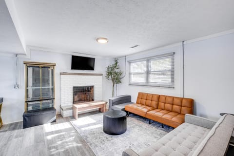 3 Mi to Cuyahoga Valley NP Fairlawn Family Home! House in Fairlawn