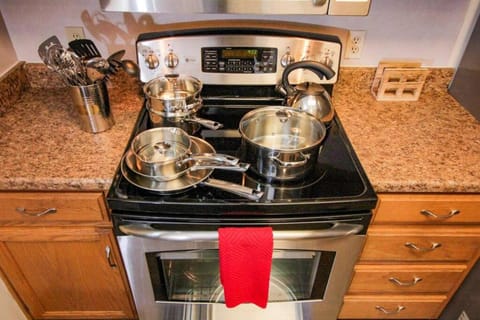 Kitchen or kitchenette, oven, stove