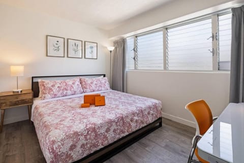 401 FREE Parking 10 min beach 2b-Waikiki Ala Moana Apartment in McCully-Moiliili