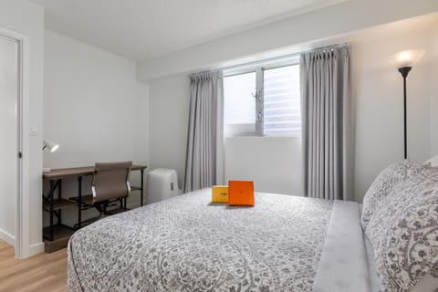 09 FREE Parking 10 min beach 2br-Waikiki Ala Moana Apartment in McCully-Moiliili