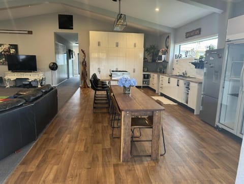 Horotiu Homestead Hamilton Large Group & Event Hire NZ House in Hamilton