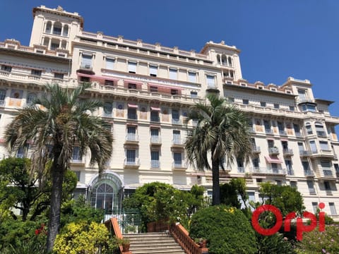 Studio charmant, climatisé, dans un ancien palace à Menton - FR-1-647-45 Apartment in Menton