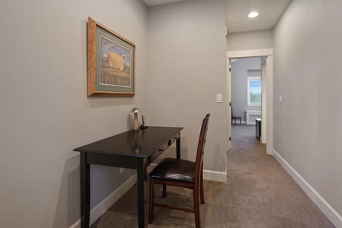 Five Peaks House in Bend