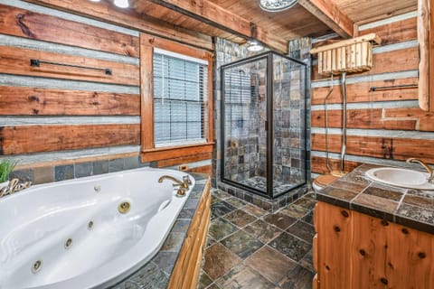 Hidden Acres Lodge cabin Cabin in Sevierville