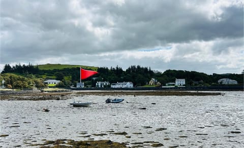 Seafront Cottage Amazing Seaview 3 Double Bedrooms House in County Mayo