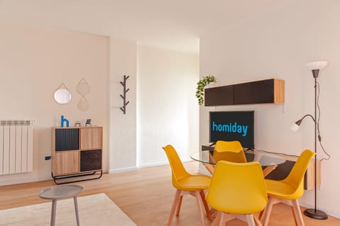 Communal lounge/ TV room, TV and multimedia, heating