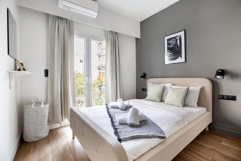 Bed, View (from property/room), Photo of the whole room, Bedroom, towels, air conditioner