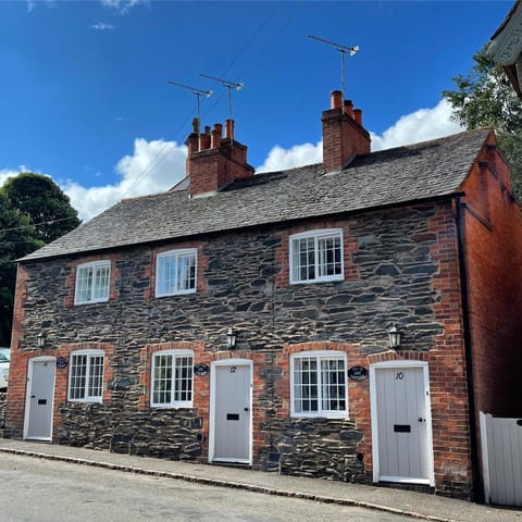 Property building, Street view