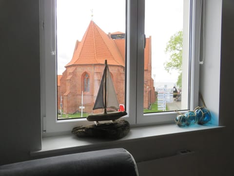 View (from property/room), Landmark view, Sea view