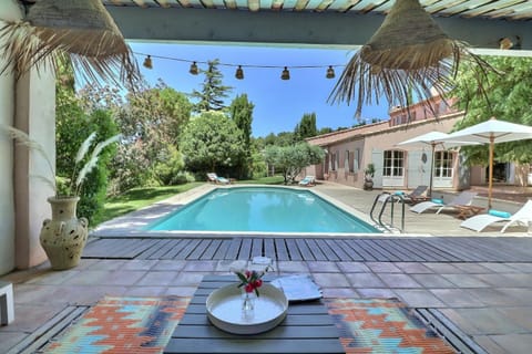 Garden view, Pool view, Swimming pool, sunbed