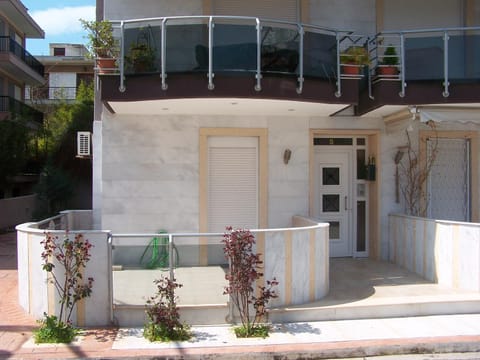 Eirini Apartment Apartment in Halkidiki