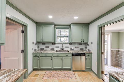 4 Mi to Savannah River Access Home with Fire Pit House in Clarks Hill Lake