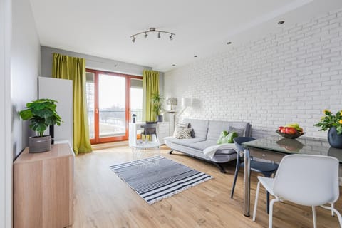 Living room, Photo of the whole room, Seating area, Dining area