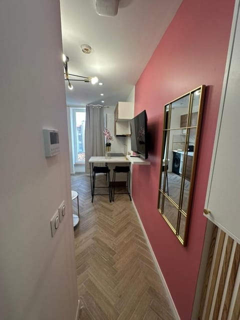 MOON - 43 Apartment in Nice