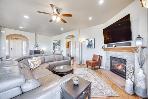 Mtn-View Paradise Near USAFA in Colorado Springs! House in Black Forest