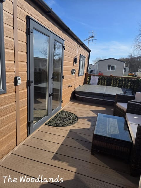 Patio, Balcony/Terrace