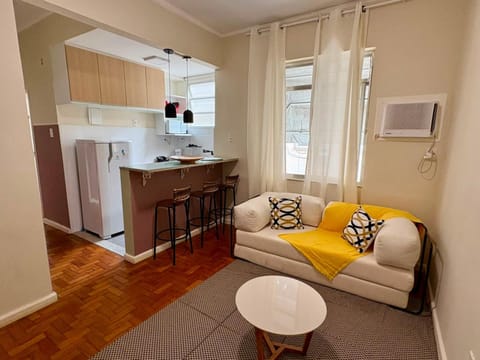 Living room, Communal kitchen, air conditioner