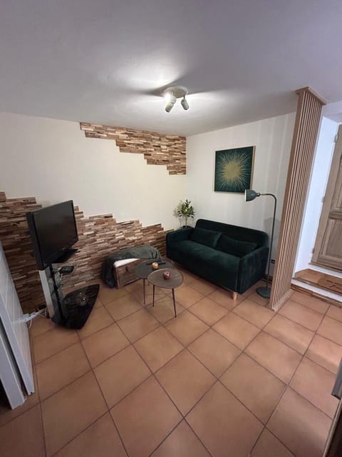 T2 au cœur de Valbonne Village Apartment in Valbonne