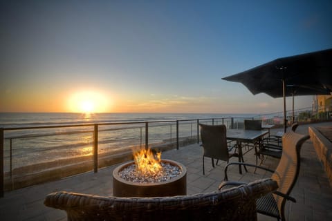 Oceanfront Getaway Ocean Views Fire Pit BBQ Beach Access Apartment in Carlsbad