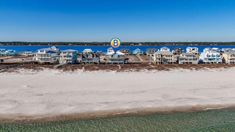 Life's a Beach House in West Beach