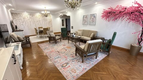 TV and multimedia, Living room, Dining area