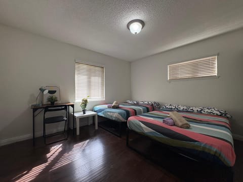 The Disney Hostel - West Fullerton Hostel in Buena Park