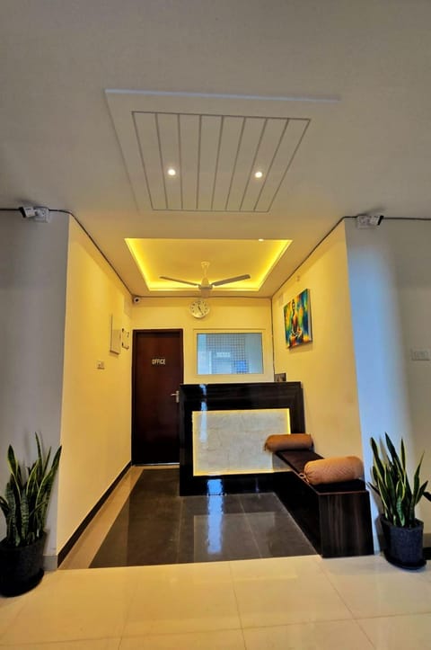 Seating area, pet friendly, pet friendly