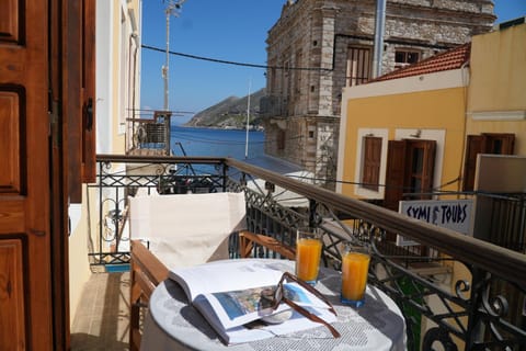 Property building, Patio, Day, Natural landscape, View (from property/room), Balcony/Terrace, Dining area, Food, Sea view, Drinks