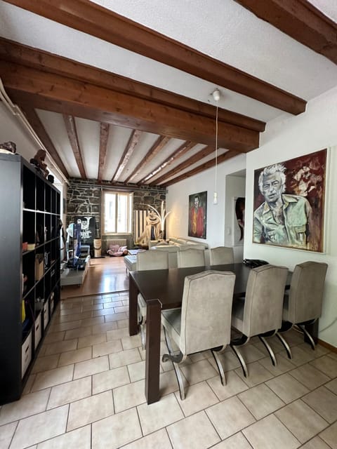 Winter, BBQ facilities, View (from property/room), Living room, Seating area, Dining area, City view, Lake view, Landmark view, Mountain view, Entertainment, Sunrise, dishwasher, washing machine