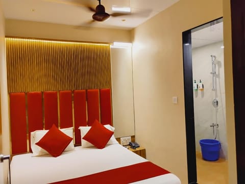 Bathroom, Bedroom
