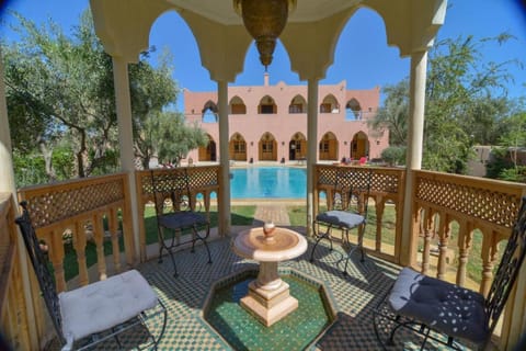 Natural landscape, Seating area