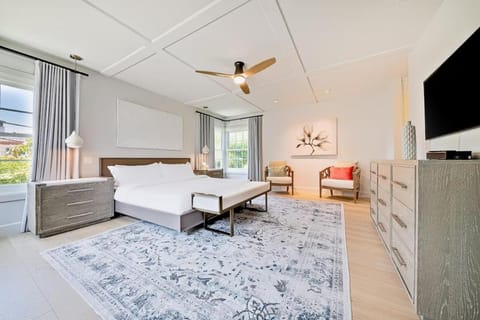 La Jolla Shores Perfection with Hot Tub, Fence Yard, AC & Grill House in La Jolla Shores