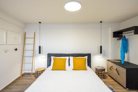 Kumka seafront suite Apartment in Chania