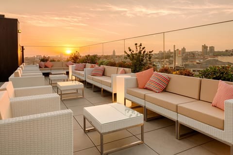 Balcony/Terrace, Lounge or bar, Sunset
