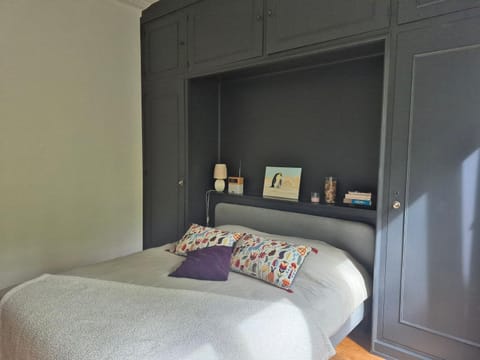 Bed, Bedroom, wardrobe