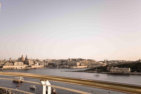 Seafront condo with a view of Valletta Apartment in Sliema