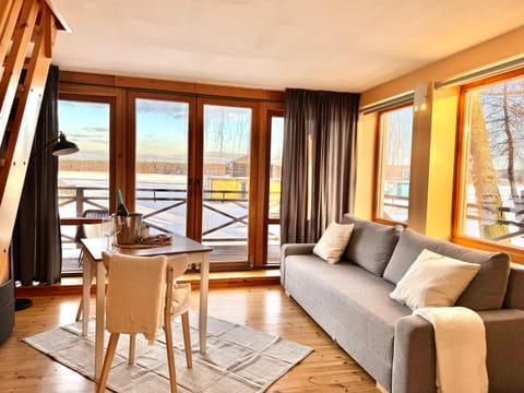 Natural landscape, View (from property/room), Balcony/Terrace, Living room, Dining area