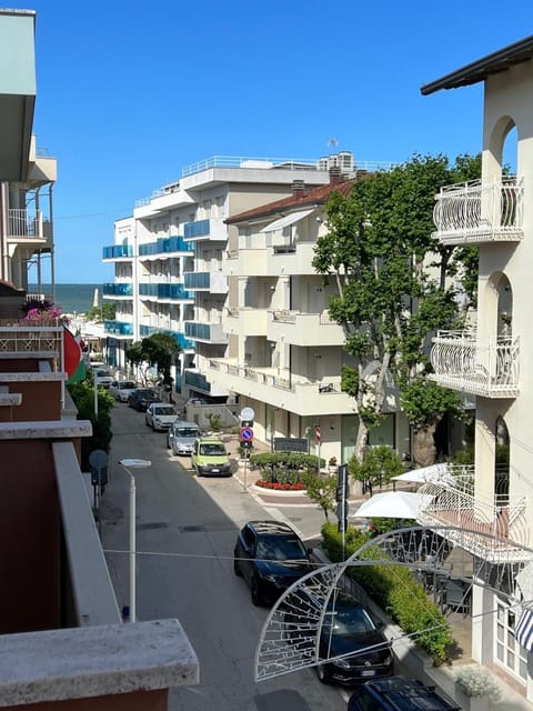 Property building, Neighbourhood, View (from property/room), Street view