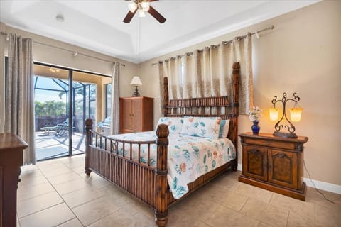 Cape Coral Private Pool Vacation Home House in Cape Coral