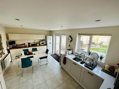 Small Double Room in Lancaster Riverside - 15 Minutes Walk to City Centre Vacation rental in Lancaster