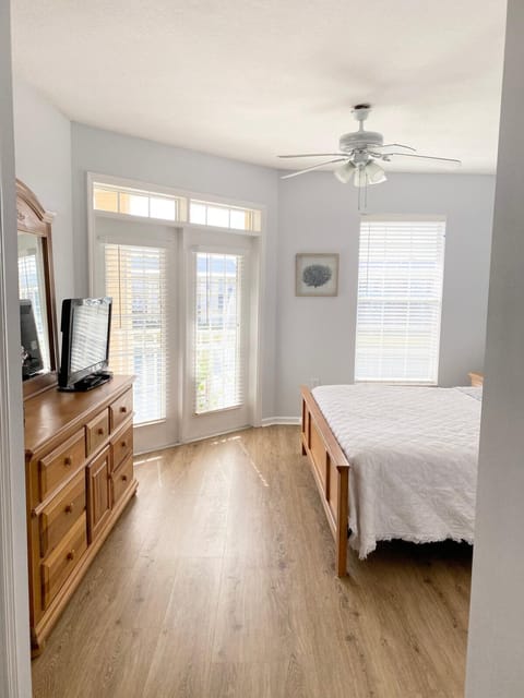 Stunning Sunrises & Sunsets! Seaside at Anastasia! Apartment in Saint Augustine Beach