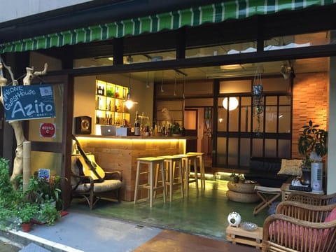 Communal lounge/ TV room, Facade/entrance, Lobby or reception, Lounge or bar