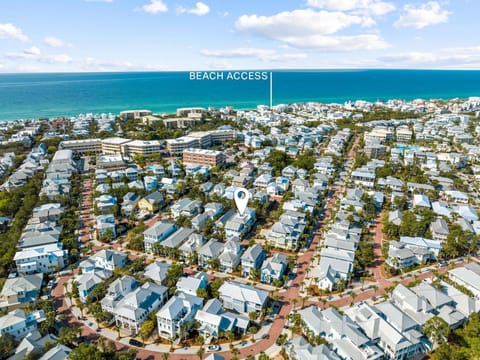 Property building, Nearby landmark, Neighbourhood, Bird's eye view, Beach