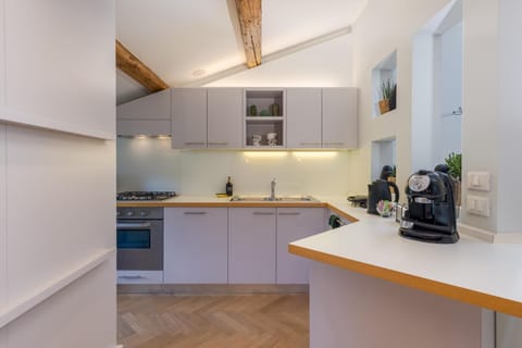Kitchen or kitchenette